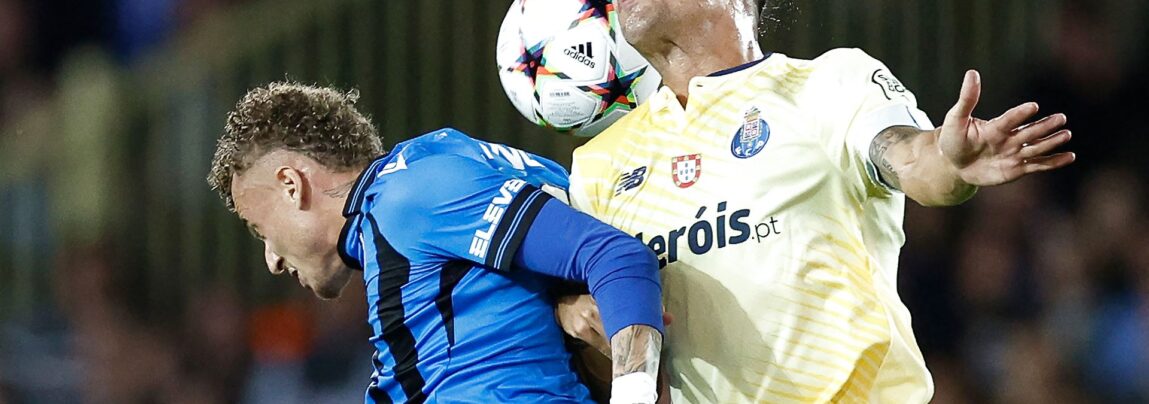 Club Brügge spiller imod FC Porto i Champions League.