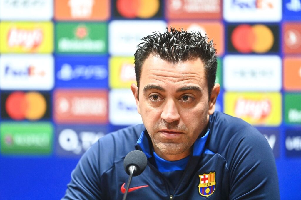 Xavi er ked af, at FC Barcelona møder Manchester United i Europa League.