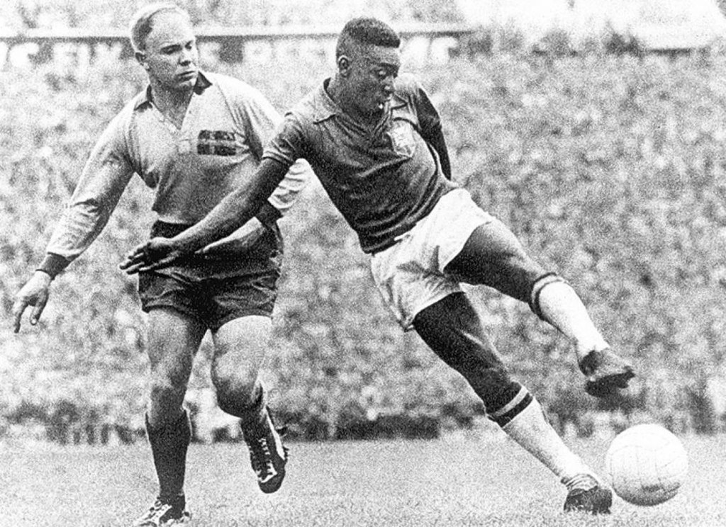 Pelé og Brasilien vinder VM-finalen foran Sverige i 1958