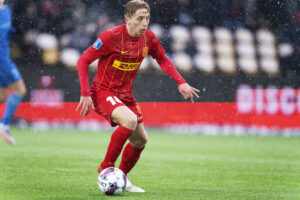 Mads Bidstrup arbejder for at blive en del af Brentford-truppen i Premier League.