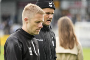 Sønderjyske fyrer cheftræner Henrik Hansen og assistenttræner Niels Lodberg.