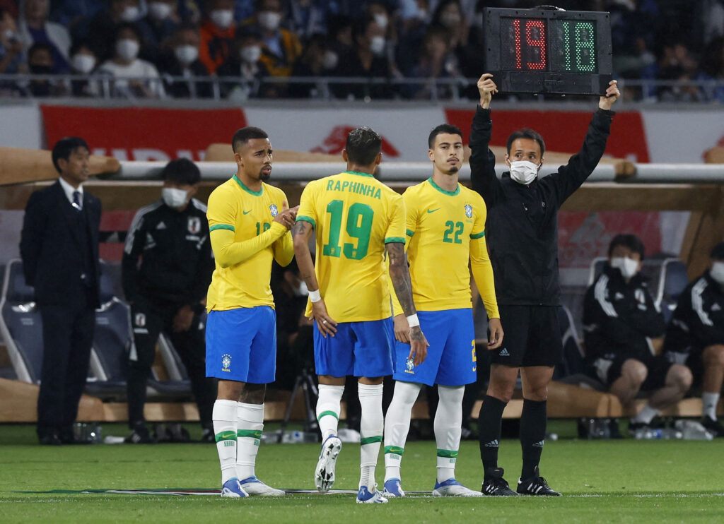 Gabriel Martinelli burde ikke være en del af Brasiliens VM-trup, hvis man spørger Neto
