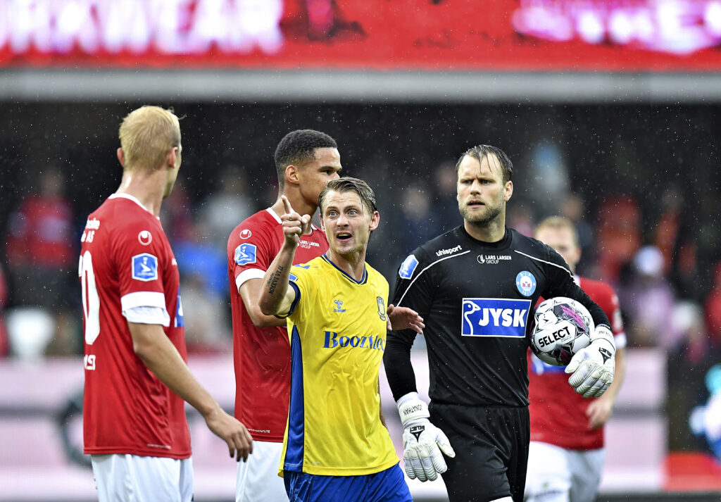 Silkeborg forlænger kontrakten med Nicolai Larsen.