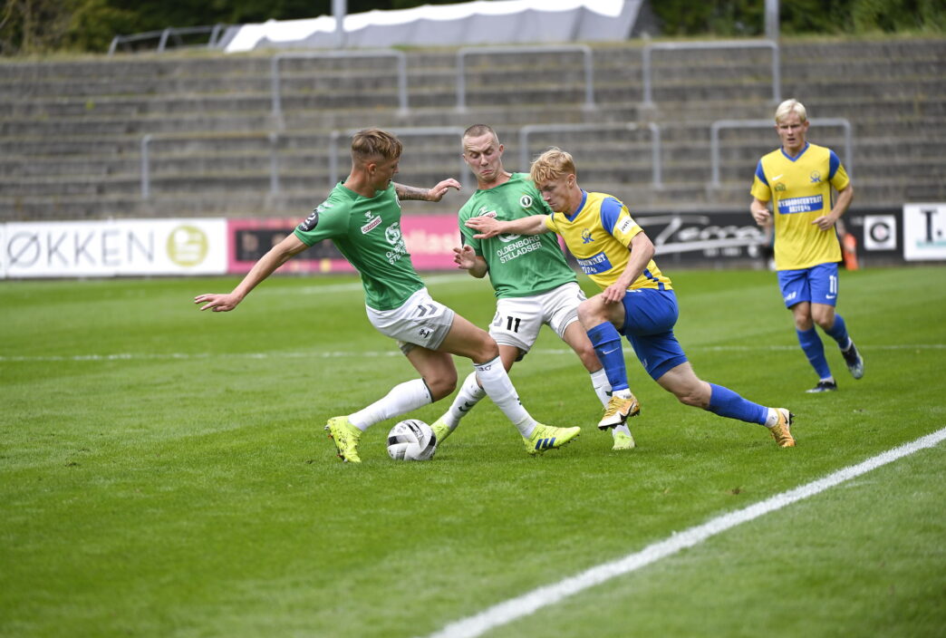 Den danske traditionsklub AB er kommet på udenlandske hænder, efter Five Castles Football Group har opkøbt aktiemajoriteten.