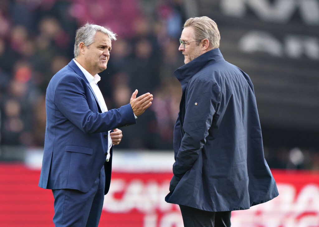 FC Midtjylland direktør Claus Steinlein kræver en stor sum penge for et salg af Gustav Isaksen.