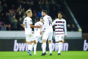 FC Midtjylland-cheftræner Albert Capellas må undvære både Henrik Dalsgaard, Kristoffer Olsson og Evander til kampen mod Randers FC.