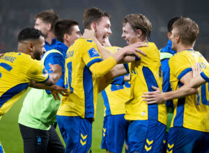 Brøndby har endnu ikke henvendt sig til Simon Hedlund om en kontraktforlængelse - har kontraktudløb til sommer.