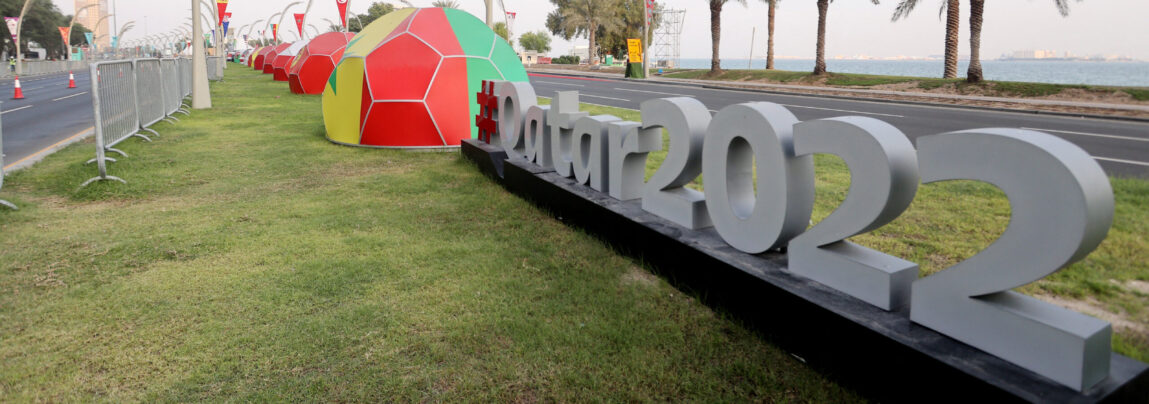 Fans bliver angiveligt betalt for at lave positiv PR for VM 2022 i Qatar.