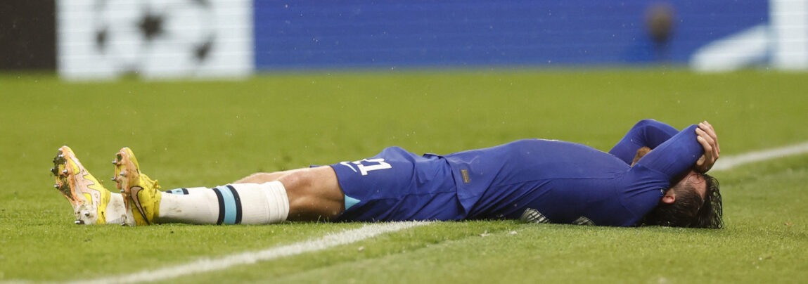 Ben Chilwell misser VM på baggrund af en skade han fik i Champions League-opgøret mellem Dinamo Zagreb og Chelsea.