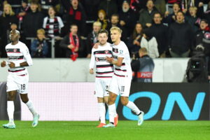 Både Dreyer og Isaksen fik en afgørende rolle med to scoringer og ditto oplæg.