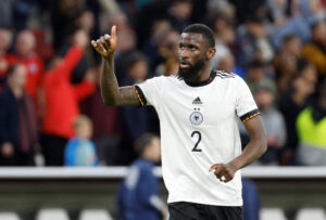 Antonio Rüdiger og Tysklands landshold besidder et hemmeligt våben i form af dødbolde, der er skabt af en dansker.