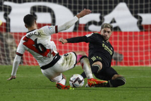 Fede Valverde og Real Madrid spille i LaLiga mod Rayo Vallecano.