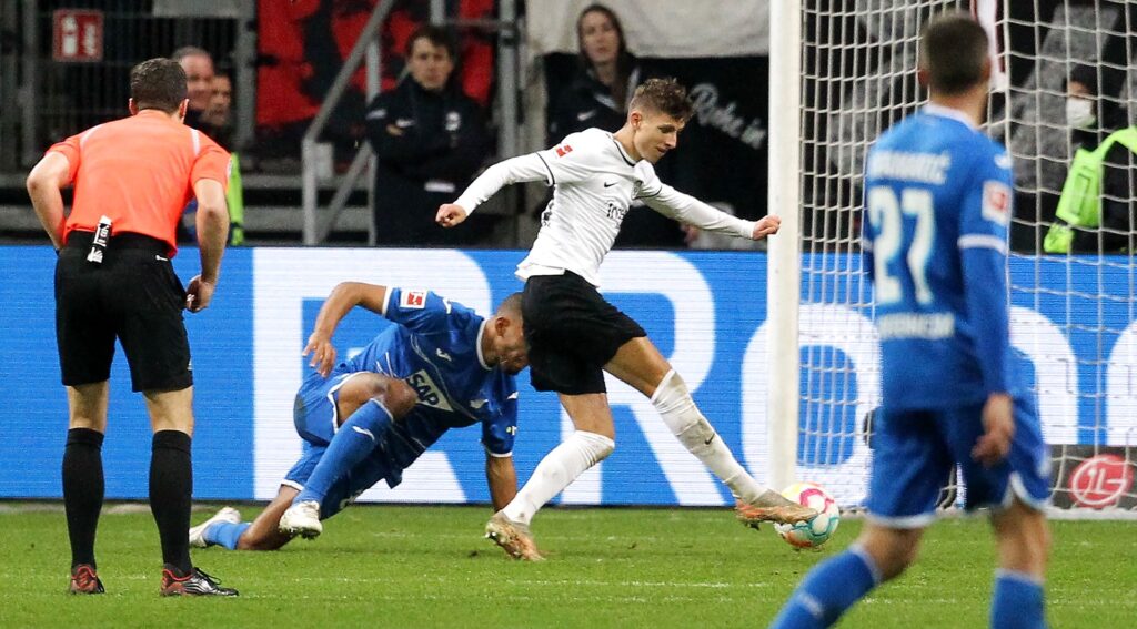 Jesper Lindstrøm scorede igen for Eintracht Frankfurt i Bundesligaen