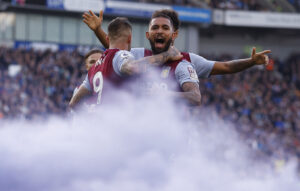 Douglas Luiz kan være på vej til FC Barcelona i en byttehandel