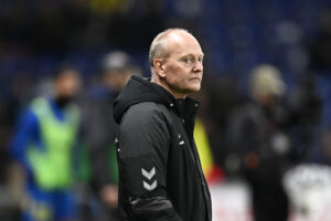 Brøndby fyrer Niels Frederiksen.