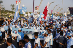 Falske VM-fans i Qatar. VM 2022 i Qatar.