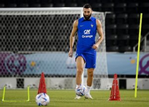 Karim Benzema misser angiveligt VM i Qatar.