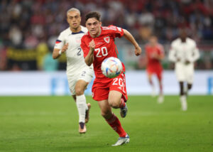 USA og Wales støder sammen ved VM 2022 i Qatar.