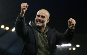 Pep Guardiola forlænger med Manchester City. Premier League.