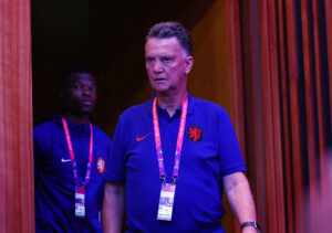 Louis van Gaal vil kun fokusere på fodbold - ikke proteser som det tyske landshold