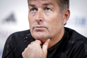 Kasper Hjulmand fortæller, at man har stor respekt for Australien i den danske lejr