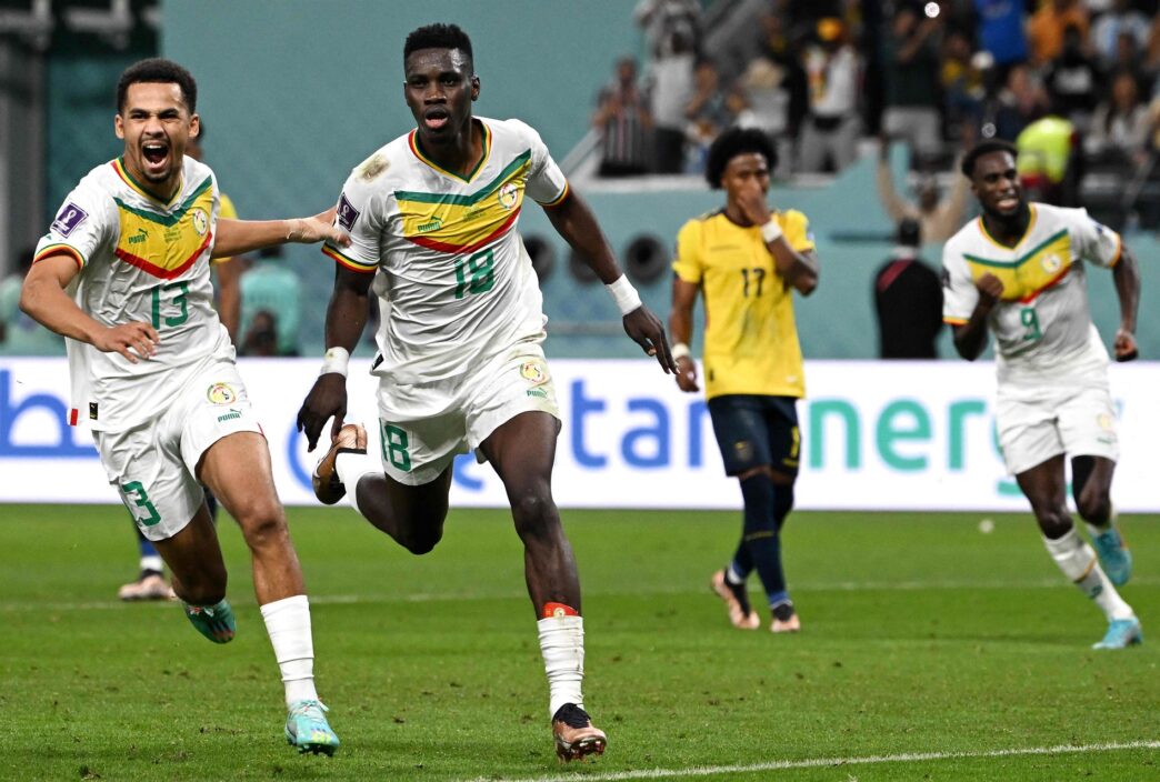Senegal var tvunget til sejr mod Ecuador, hvis de ville videre ved VM, og med en 2-1-sejr sikrede de afrikanske mestre sig videre avancement.