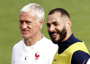 Karim Benzema er ikke i spil til den franske trup forud for søndagens VM-finale mod Argentina, slår landstræner Didier Deschamps nu endegyldigt fast.