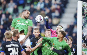 F.C. København skulle angiveligt være interesserede i efterårets helt store Viborg-profil - hollandske Jay-Roy Grot.