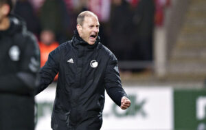 Jess Thorup har længe været rygtet til Stuttgart, men den tidligere FCK-træner er blevet fravalgt