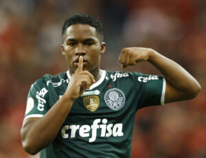 Real Madrid er ifølge flere spanske medier tæt på at lukke en handel med megatalentet Endrick.