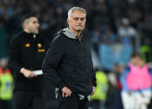 José Mourinho er angiveligt blevet tilbudt landstrænerjobbet i Portugal