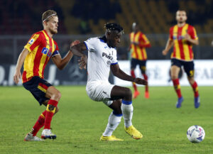 Morten Hjulmand i duel i Serie A.