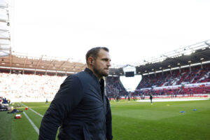 Bo Svensson sender en stikpille til VM