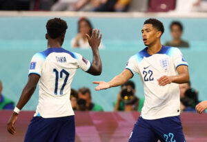 PSG har for vane at hente nogle af verdens største stjerner, men i jagten på Jude Bellingham får de hård konkurrence fra alle de resterende europæiske mastodonter.