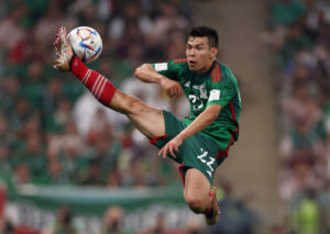 Liverpool, Napoli, Hirving Lozano.