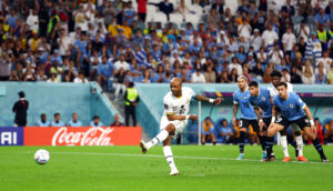 Ghanas Andre Ayew brændte straffespark mod Uruguay, og det fik hans datter til at kollapse på tribunen VM 2022 Qatar.