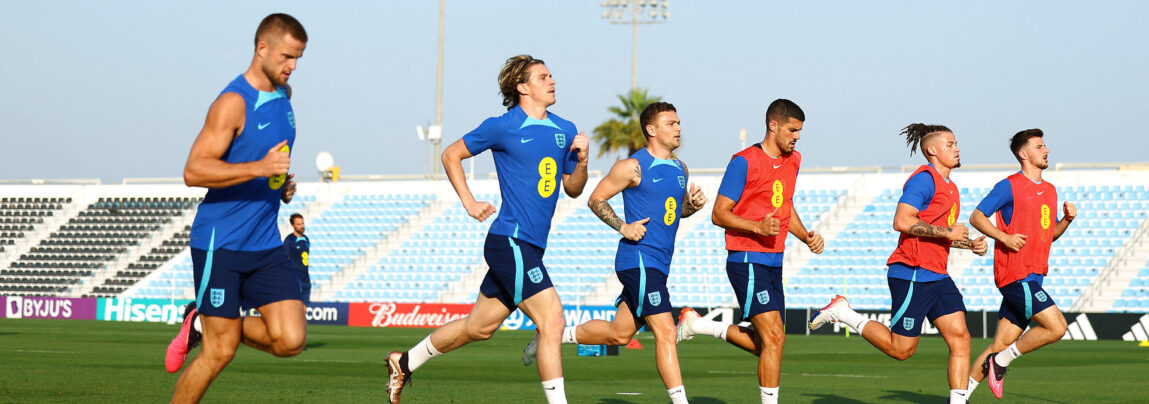 Callum Wilson sad over mandagens træning i den engelske VM-lejr