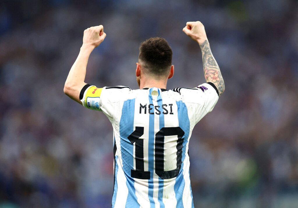 Lionel Messi finaler gennem historien.