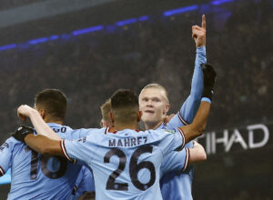 Erling Haaland bragte Manchester City i front, da de vandt 3-2 over Liverpool.