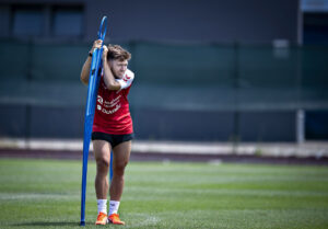 Superligaklubben AGF er angiveligt langt i forhandlingerne med klubbens tidligere ungdomsspiller Mikkel Duelund.