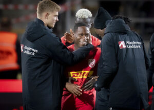 FC Nordsjælland forlænger ikke kontrakten med amerikanske Jonathan Amon, der nu er fri til at søge nye udfordringer.