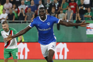 Eintracht Frankfurt er angiveligt interesserede i at hente Paul Onuachu til Bundesligaen.