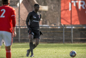 FC Midtjylland har bekræftet, at de har solgt forsvarsspilleren Ousamen Diomande til den portugisiske storklub Sporting.