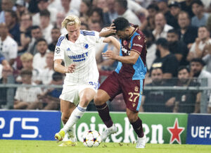 Leicester tæt på Victor Kristiansen