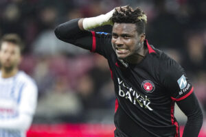 Sory Kaba diskede op med et flot saksespark under en træning i FC Midtjylland.