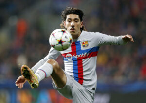 Hector Bellerin kan skifte FC Barcelona ud med Sporting.