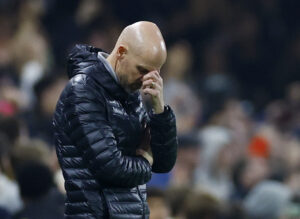 Diogo Dalot mener, at bredden i truppen ogkonkurrenceniveauet i Manchester United giver Erik ten Hag hovedpine.