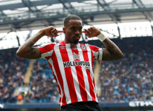 Da Ivan Toney kan ende med at blive dømt af FA, vil Brentford hente en ny angriber fra Sunderland.