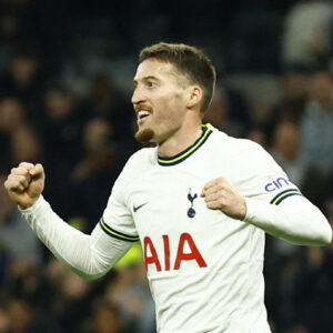 Matt Doherty ophæver kontrakten med Tottenham og skifter til Atletico Madrid.