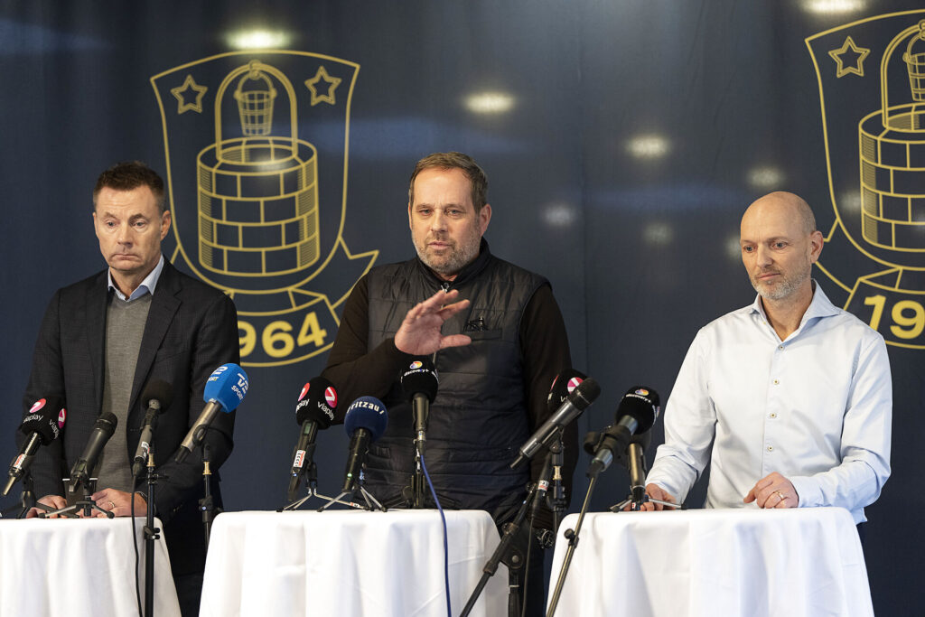 Jan Bech, CV og Jesper Sørensen på pressemøde i Brøndby